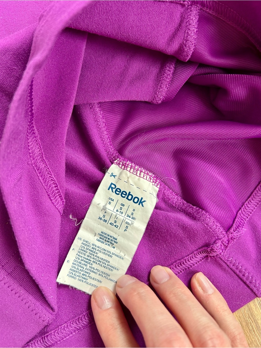 💜 •3/$20• Reebok V-Neck Active Top - Picture 10 of 10